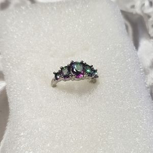 Alexandrite 925 ring size 7 1/2. Brand new.